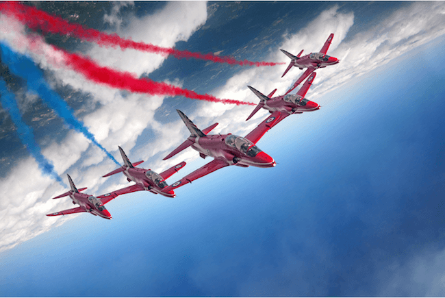 enid formation - Poll: Which Red Arrows photograph do you prefer?